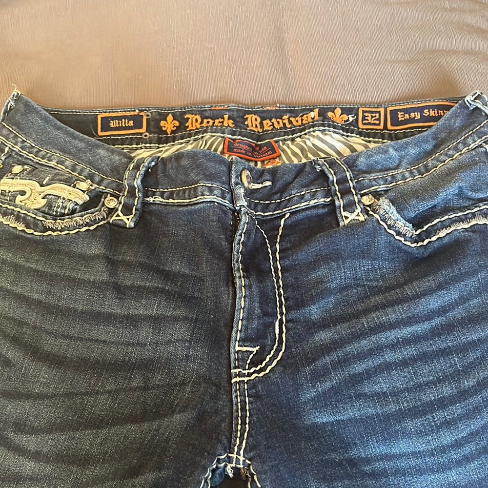 Rock Revival Willa Easy Skinny Denim Jeans Size 32 Embellished Pockets.